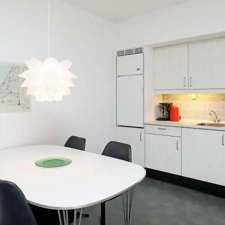 Apartment Xii